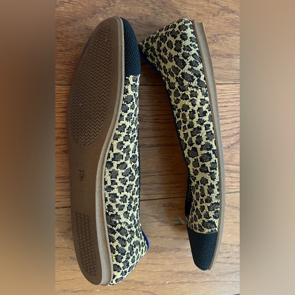 Rothy’s Square Toe Flat Little Cat Leopard Print - Picture 4 of 8